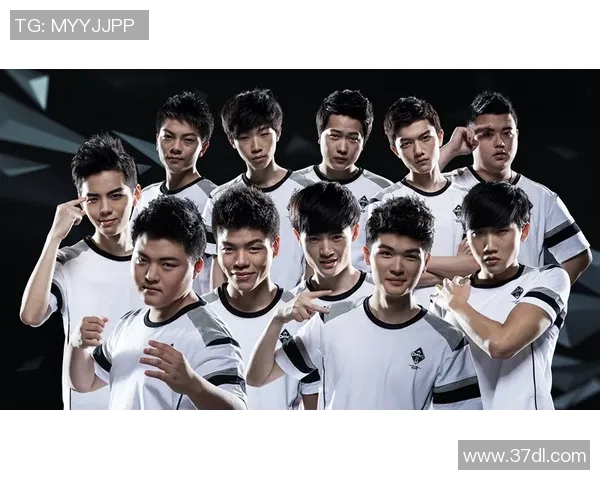 华萨斯与耶路贝塔的激烈对决揭示足球战术与团队合作的重要性 华萨斯与耶路贝塔的激烈对决揭示足球战术与团队合作的重要性