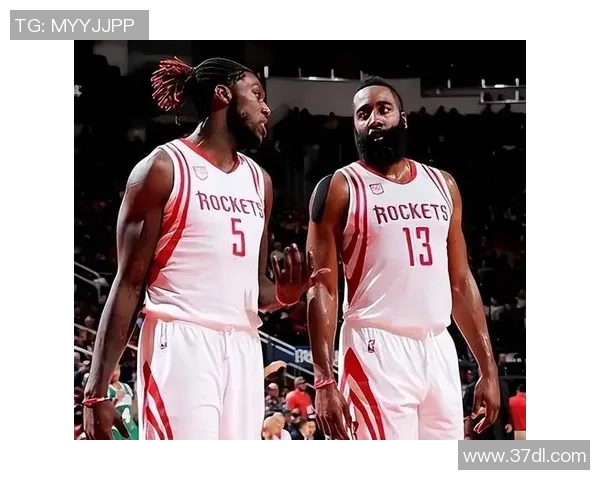 哈雷尔在对阵灰熊的比赛中展现出色表现助力球队争胜 哈雷尔在对阵灰熊的比赛中展现出色表现助力球队争胜